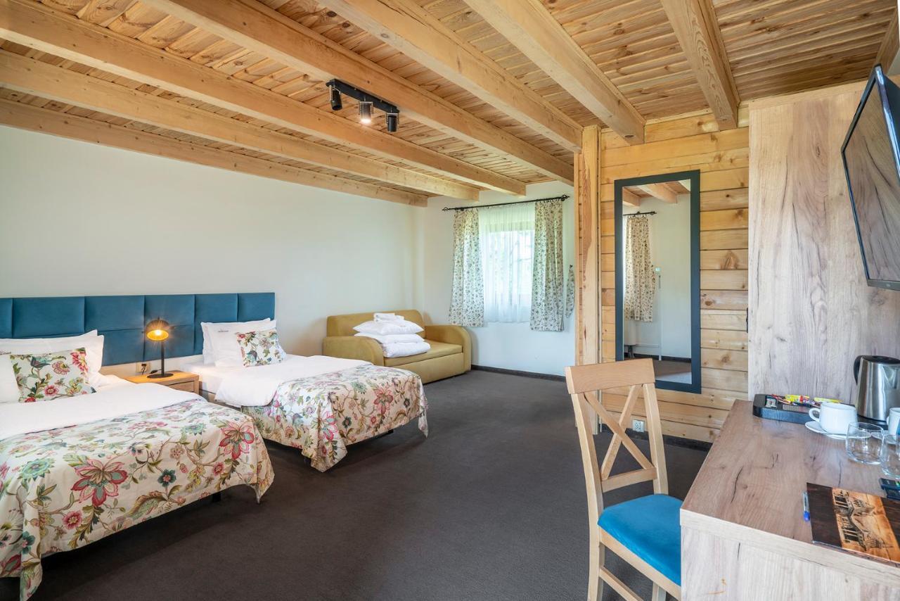 Labedz Hotel Karczma Iława Εξωτερικό φωτογραφία
